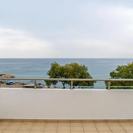 Red Hibiscus Stegna Guest House Archangelos  Exterior photo